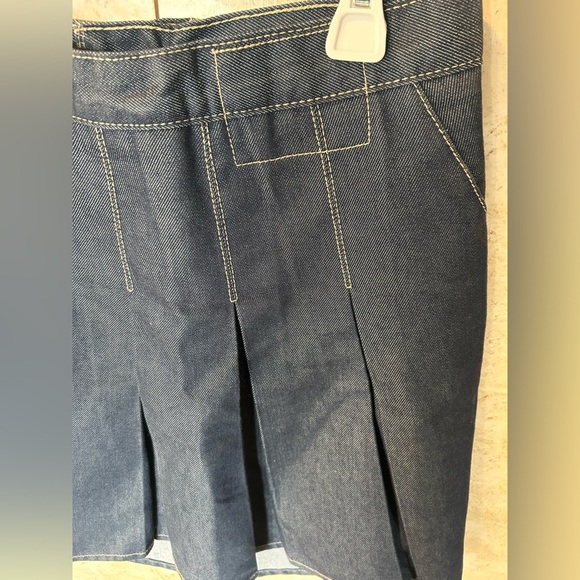 Rare Levi’s Engineered Denim Skirt | Pearl Snap, Pleated Back, Pencil, XS - Picture 7 of 10